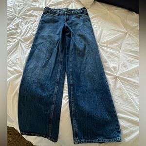 Mid rise wide leg jean